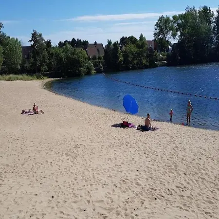 아파트 In Duinbergen Near The 크노케-하이스트