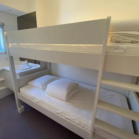 아파트 In Duinbergen Near The